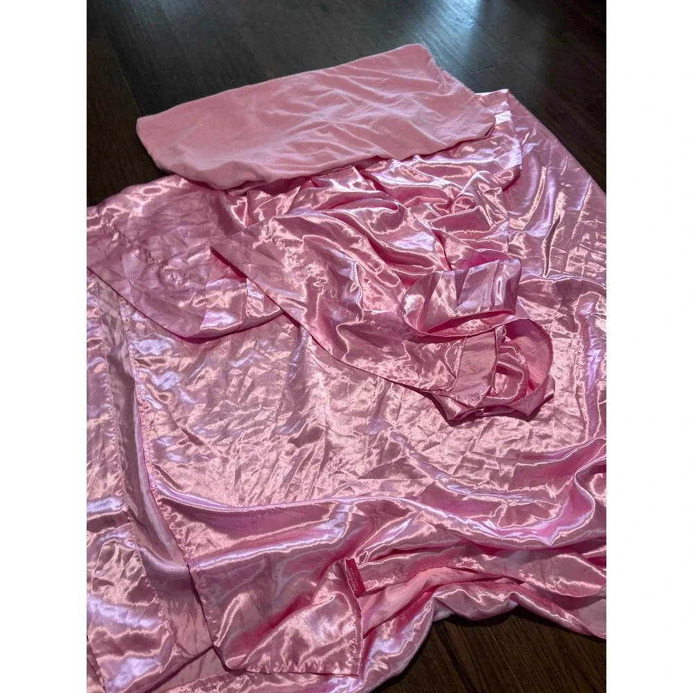 Juicy Couture Home Pink Satin and Velvet Bedding top sheet sham Glam        Y2K